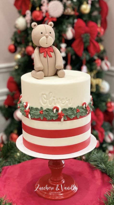 Vanilla Cake Design, Christmas Birthday Cake, Reindeer Cakes, Christmas Gender Reveal, Christmas Cake Designs, Mini Tortillas, Christmas Cake Decorations, Xmas Cake, Cute Baking