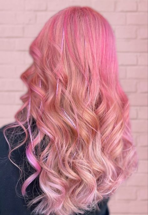 Pink Tinsel Hair, Tinsel Hair, Pink Blonde, Pink Blonde Hair, Pink Hair Dye, Dye Ideas, Hair Coloring, Pastel Hair, Hair Dye