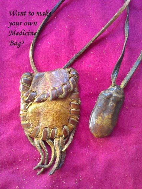 Have you ever wanted your own personal Medicine Bag to wear around your neck?  Follow these easy instructions to create your own unique talisman. Medicine Bag Pattern, Dark Crafts, Buckskin Clothing, Native Medicine, Native American Medicine Bag, Halfling Rogue, Leather Medicine Pouch, Leather Medicine Bag, Medicine Bags