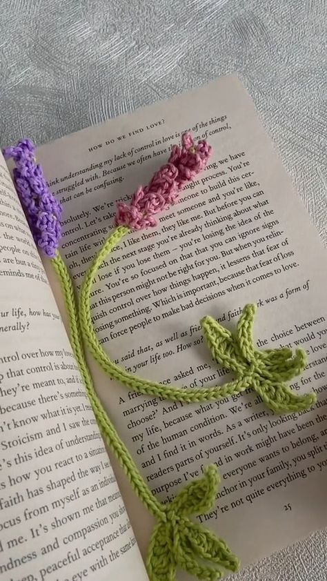 Flower Book Mark Crochet, Crochet Lavender Bookmark Pattern, Crochet Book Mark Flower, Crochet Lavender Bookmark Free Pattern, Crochet Lavender Bookmark, Flower Bookmark Crochet Free Pattern, Crochet Lavender Flower Free Pattern, Crochet Flower Bookmark Free Pattern, Lavender Crochet Pattern