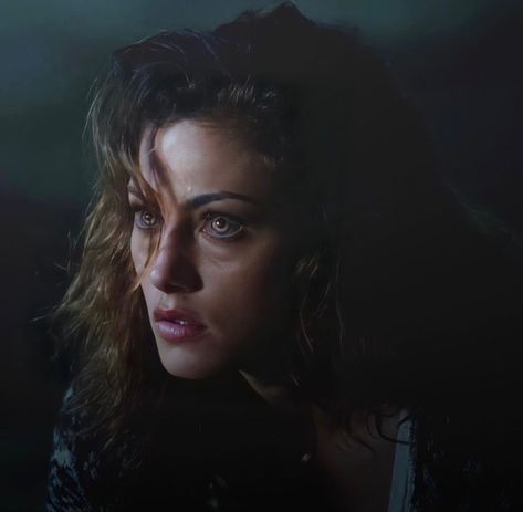 Hayley Marshall, American Werewolf In London, Phoebe Tonkin, Mystic Falls, Powerful Women, Teen Wolf, Face Claims, Movies Showing, Vampire Diaries