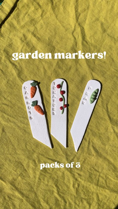 Air Dry Clay Fathers Day Ideas, Polymer Clay Garden Stakes, Polymer Clay Garden Markers, Polymer Clay Garden Decor, Polymer Clay Plant Stakes, Garden Markers Clay, Clay Plant Stakes, Clay Plant Markers, Clay Garden Markers