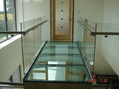 Glass bridge | Glazed bridge or walkway using mildsteel supp… | Flickr Balcony Walkway, Stair Balustrade, Glass Flooring, Glass Stair, Hydro Spa, Glass Walkway, Frameless Glass Balustrade, Loft Staircase, Glass Bridge