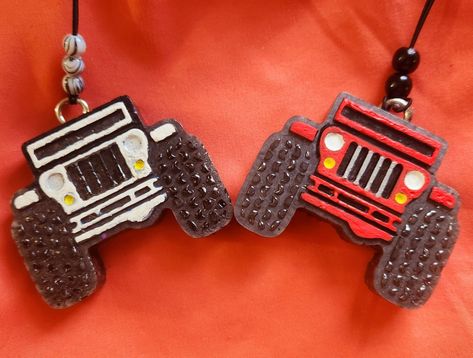 Jeep Car Freshie, Jeep Freshie, Freshie Business, Freshie Designs, Handmade Air Freshener, Freshie Ideas, Car Air Freshener Diy, Jeep Car, Diy Air Freshener