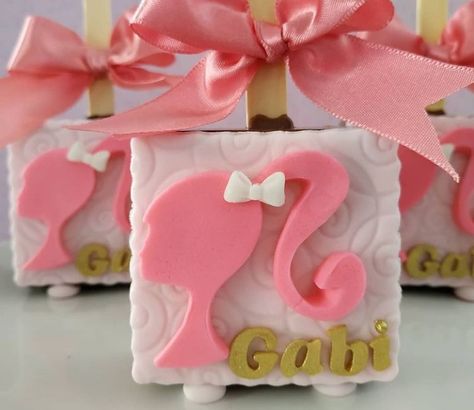 Barbie Birthday Party, Barbie Theme, Barbie Cake, Barbie Birthday, Barbie Party, Spa Party, Elba, Cake Pops, Candy Bar