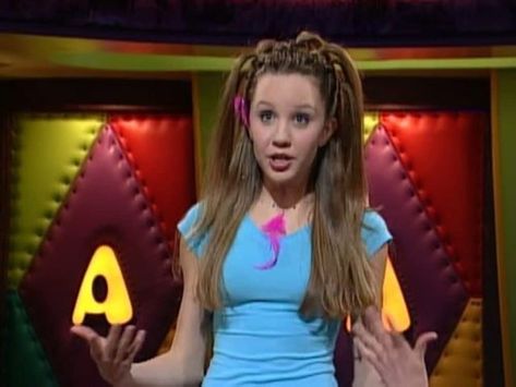 Amanda Bynes Nickelodeon, Amanda Show Costume, The Amanda Show, Amanda Show, Growing Up In The 2000s, What Do You Meme, 90s Memories, Amanda Bynes, 90s Childhood