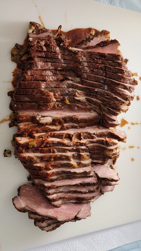 Overnight Brisket - Kosher Everyday Overnight Brisket, Jewish Brisket Recipes, Grilled Tri Tip, Jewish Brisket, Jewish Dishes, Brisket Oven, Jewish Holiday Recipes, Jewish Cuisine, Shabbat Dinner