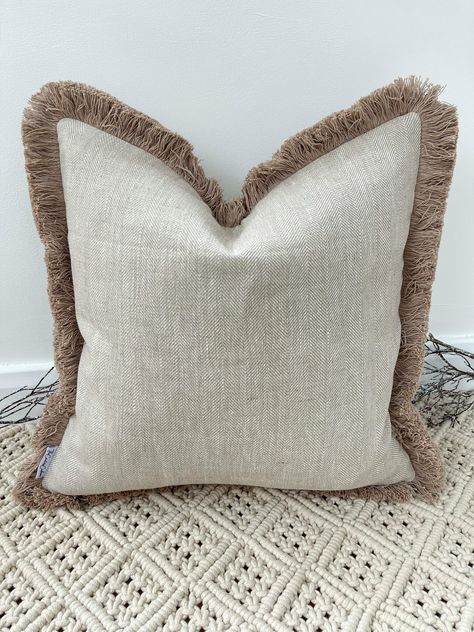 Size: 60x60cm, Options: Duck Filled Cushion Neutral Cushion Combinations, Scandi Cushions, Bed Cushions Arrangement, Sofa Cushions Arrangement, Bohemian Cushions, Georgian Interiors, Statement Lamp, Neutral Cushions, Linen Cushions