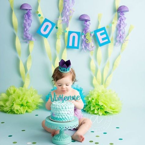 Oneder The Sea 1st Birthday Photoshoot, Under The Sea Photoshoot, Sea Smash Cake, Under The Sea Smash Cake, Under The Sea Cake Smash, Twin Birthday Pictures, Shop Chandelier, Dessert Stands, Chandelier Cake