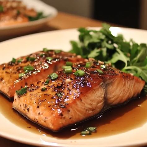 Ginger Soy Glazed Salmon - Recipes Time Salmon Ginger Recipe, Salmon Recipes Ginger, Ginger Salmon Recipes, Soy Glazed Salmon, Ginger Salmon, Salmon Glaze Recipes, Sweet Glaze, Miso Glaze, Glazed Salmon