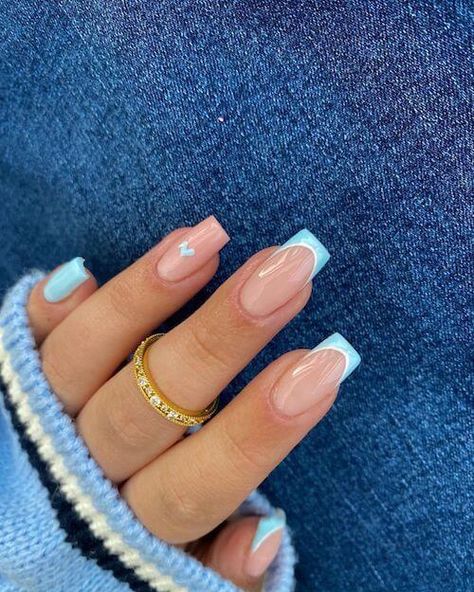 Ongles Baby Blue, Light Blue Nail, Light Blue Nail Designs, Holiday Acrylic Nails, Blue Gel Nails, Light Blue Nails, Nail Board, Baby Blue Nails, Blue Acrylic Nails