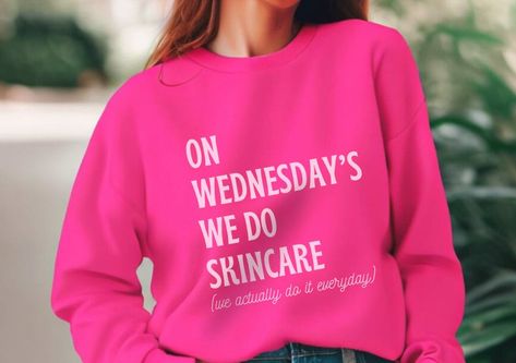 Esthetician Merch Ideas, Funny Esthetician, Esthetician Apparel, Esthetician Gifts, Licensed Esthetician, Esthetics Room, Skin Therapist, Skin Care Business, Cotton Polyester Fabric