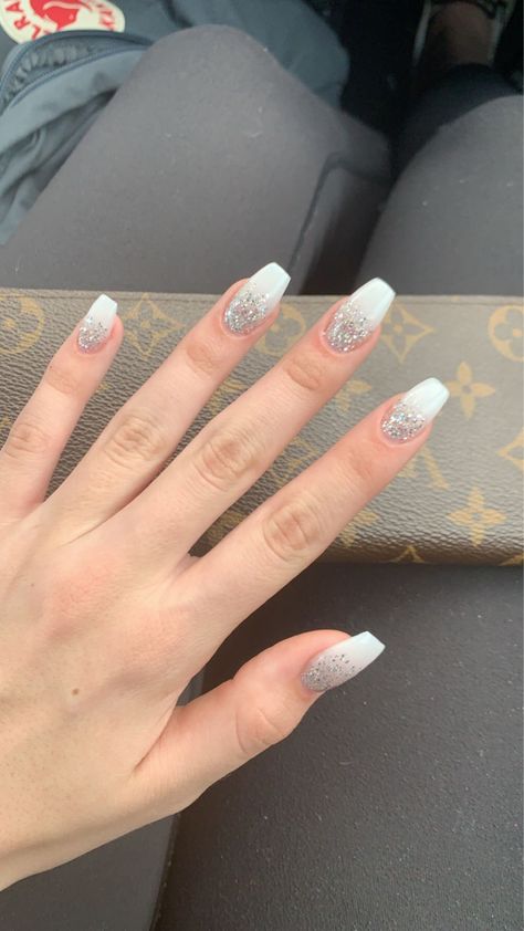 White with glitter ombré Milly White Nails, White Glitter Ombre, White With Glitter, Glitter Ombre, White Glitter, White Nails, Acrylic Nails, Glitter, Nails