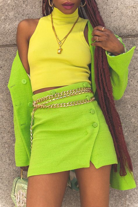 Lapo Lounge Lookbook: Bold Neons. Inspiration for Elevated Chain Belts Green Monochrome Outfit, Monochrome Outfit Aesthetic, Neon Green Outfits, Neon Skirt, Bold Outfits, Baddie Vibes, Vibrant Outfits, Neon Outfits, Monochromatic Outfit