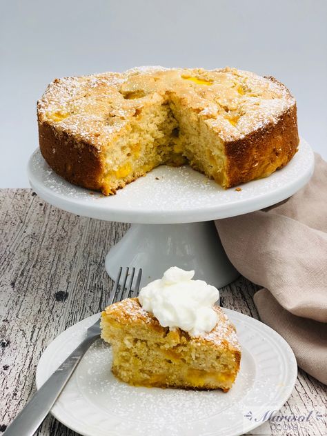 French Peach Cake Dairy Free Deserts, Peach Cake Recipes, Marmalade Cake, Peach Butter, French Cake, Flourless Cake, Making Whipped Cream, Peach Desserts, Peach Cake