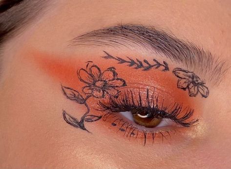 Ortiola✨ on Instagram: “🌺 . . . . #makeup #makeuptutorial #makeupartist #makeuplooks #makeuplover #makeupaddict #flowers #liner #graphicliner #blackliner #eye…” Flower Eyeliner, Hippie Makeup, Eyeliner Designs, Fall Graphic, Graphic Liner, Black Liner, Instagram Makeup, Eyeliner Looks, Flower Graphic