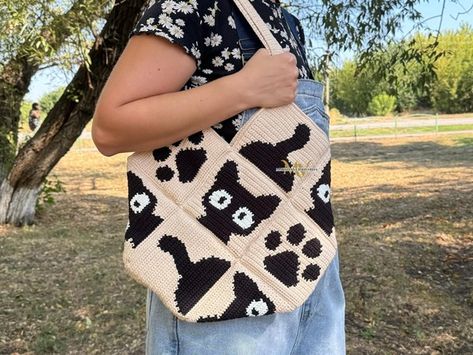 Black Cat Tote Bag – Share a Pattern Crochet Black Cat, Black Cat Bag, Cat Tote Bag, Crochet Black, Pattern Bag, Cats Tote Bag, Cat Tote, Cat Bag, Crochet Tote Bag