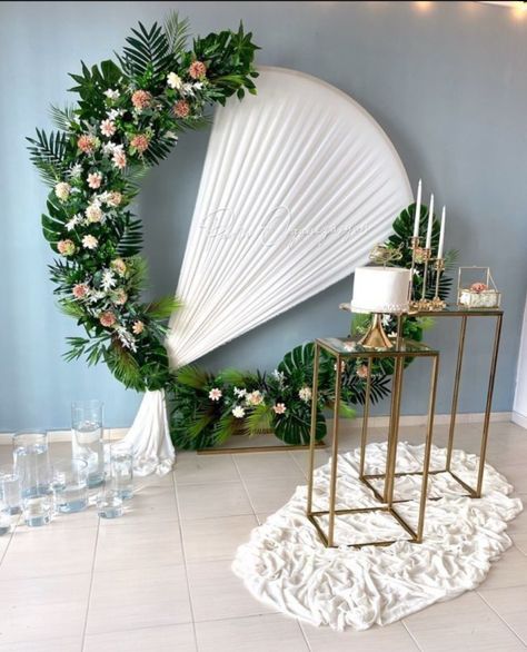 Teachers Day Decoration Ideas Stage, Teachers Day Decoration, Backdrop Board, Diy Backdrop Stand, Wedding Table Layouts, Filipiniana Wedding, Photo Booth Backdrop Wedding, Flower Backdrop Wedding, Coin Photo