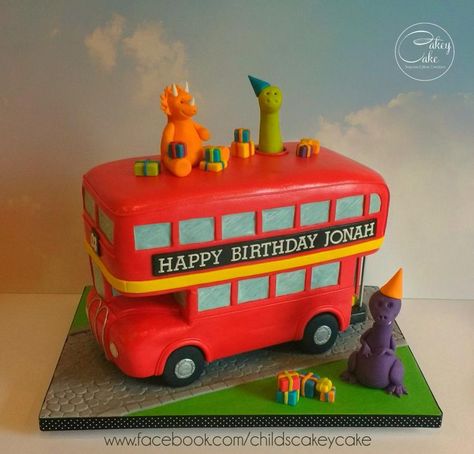 Dinosaur Party Bus by CakeyCake Paddington Bear Party, Bus Cake, 1st Bday Cake, Cake Designs For Kids, City Party, Retirement Cake, London Buses, Race Car Birthday Party, 3rd Birthday Cakes