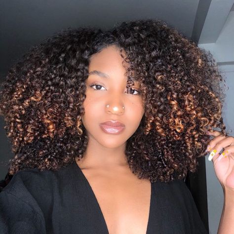 3,274 Likes, 14 Comments - Kinks2Curls (@kinks2curls) on Instagram: “ @naturally.endia” Tia Mowry, Keyshia Cole, Teyana Taylor, Dyed Natural Hair, Beautiful Natural Hair, Pelo Afro, Natural Curls Hairstyles, Natural Hair Beauty, Flat Twist