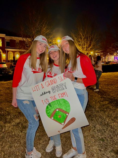 Hit a grand slam adding (insert name) to the fam with baseball hats and t shirts for big little sorority reveal Baseball Big Little Reveal Sorority, Cute Big Little Themes, Big Little Themes Reveal, Funny Big Little Reveal Themes, Big And Little Reveal Ideas, Unique Big Little Reveal Themes, Big Little Themes, Big Little Reveal Themes, Big Little Sorority