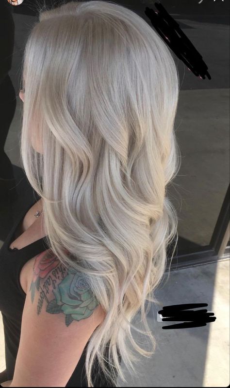 Platinum Blonde Hair 2023, Bleach Out Blonde, Long Platinum Blonde Hair With Lowlights, Layered Platinum Blonde Hair, Platnomblonde Hair, Light Cool Blonde Hair, Ash Platinum Blonde Hair, Ice Blonde Hair Balayage, Long White Blonde Hair