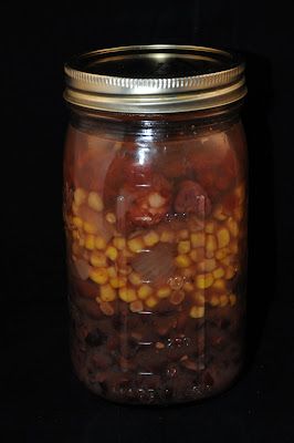 Black Bean And Corn Soup Recipe, Creative Canning, Canning Meals, Canning Garden, Canning Soup Recipes, Canning Beans, Pressure Canning Recipes, Canning Kitchen, Beans And Sausage