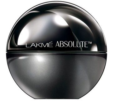 Lakme Absolute Mattreal Skin Natural Mousse 16hr Lakme Foundation, Lakme Cosmetics, Best Waterproof Foundation, Sweat Proof Foundation, Buy Makeup Online, Proactive Skin Care, Herbal Shampoo, Liver Care, Foundation For Dry Skin