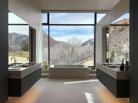 Residential Aspen - Studio Piet Boon Boutique Bathroom, Amsterdam Apartment, Mountain Villa, Aspen House, Est Living, Design Blogs, Aspen Colorado, Ski Chalet, Mountain Homes