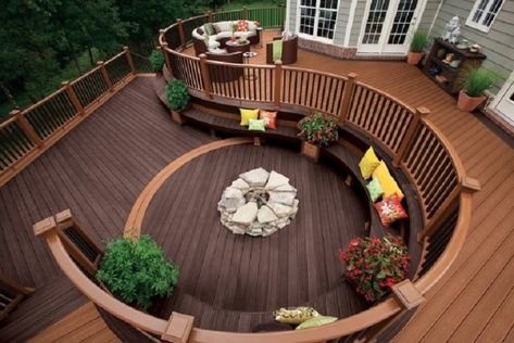 I am in deck fantasy land...With a new house and a new backyard in desperate need of a remodel, I have gotten sucked intoÂ an internet vortex during my search for Wooden Deck Designs, Dream Backyards, Design Per Patio, Trex Transcend, Decking Ideas, Backyard Getaway, Terrasse Design, Ultimate Backyard, Deck Pictures