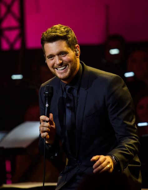 Michael Buble Songs, Dwayne Johnson Family, Love Michael Buble, La Confidential, The English Patient, Hollywood Music, Disney Musical, Emperors New Groove, Her Voice