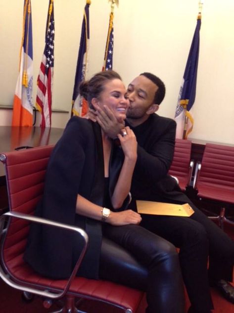 5 Celebrities Who Got Married in a Courthouse Chrissy Teigen Wedding, Courthouse Marriage, City Hall Wedding Dress, Courthouse Wedding Photos, Backyard Wedding Dresses, Courthouse Wedding Dress, Marriage Day, Yacht Wedding, Civil Wedding Dresses