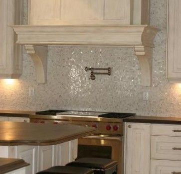 Marble Mosaic Backsplash Home Design Ideas, Pictures, Remodel and Decor Sparkle Tiles, Kitchens White, Mother Of Pearl Backsplash, Kitchen Backsplash Inspiration, Glass Tiles Kitchen, Limestone Countertops, Mosaic Backsplash Kitchen, Tiles Ideas, Mosaic Tile Backsplash