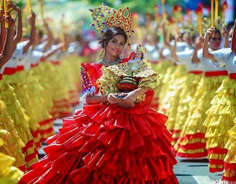 Sinulog Sinulog Outfit Ideas, Sinulog Festival Queen Costume, Sinulog Outfit, Sinulog Festival Costume, Philippine Festivals, Sinulog Festival, Filipino Art, Festival Attire, Festival Costume