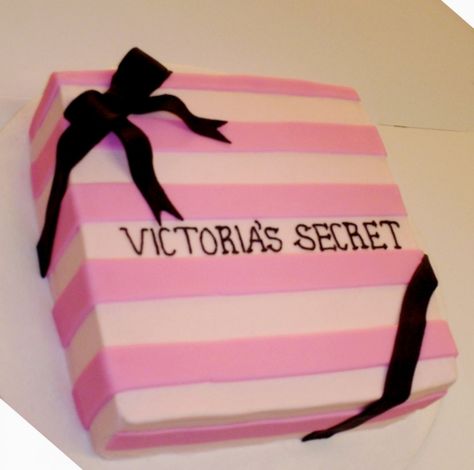 I would toats love this for my 18th birthday this year!!! (': Victoria Secret Cake, Victoria Secret Gifts, Chanel Cake, Pink Party Theme, Geometric Cake, Gift Box Cakes, Striped Cake, Girly Birthday, Pink Birthday Cakes