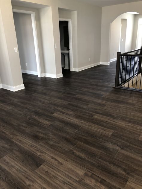 Gray Walls With Dark Wood Floors, Dark Flooring Living Room Ideas, Brown Floors And Grey Walls, Wall Color Ideas For Light Wood Floors, Good Accent Wall Colors, Espresso Floors Living Room, Grey Wall Floor Ideas, Darker Floors Living Rooms, Wall Color Ideas With Dark Floors