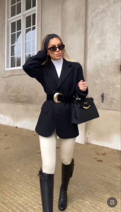 How To Look Rich And Classy In Winter, Winter Expensive Outfits, Preppy Winter Outfits 2023, Prep Winter Outfits, Expensive Woman Outfit, Oldmoney Winter Outfit, Rich Girl Aesthetic Outfit Winter, Rich Mom Aesthetic Classy, Winter Rich Girl Outfits