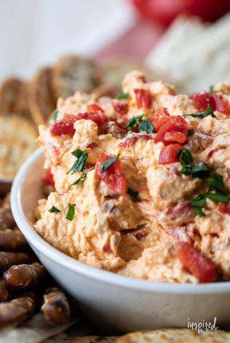 How to Make Roasted Red Pepper Dip #appetizer #easy #dip #recipe #redpepper #roastedredpepper #recipe #appetizerdip Red Pepper Dip Recipe, Pepper Dip Recipe, Spicy Buffalo Chicken Dip, Appetizer Dip Recipes, Tzatziki Dip, Cold Appetizer, Roasted Red Pepper Dip, Red Pepper Dip, Pepper Dip