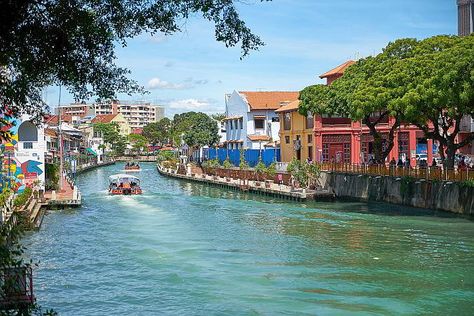 Melaka Itinerary - How to Spend 48 Hours in Melaka (Malacca) Malaysia : Solo Trips And Tips Places In Malaysia, Malacca City, Malacca Malaysia, Malaysia Truly Asia, Genting Highlands, Penang Island, Lakefront Property, Penang Malaysia, Malaysia Travel