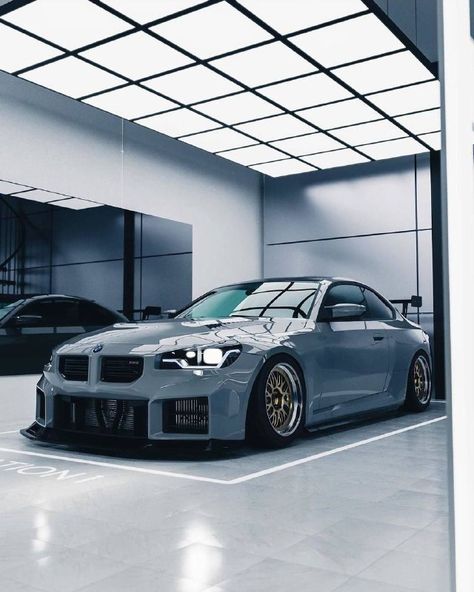 BMW M2 G87👽 BMW M2 G87👽 Black Bmw Wallpapers, Bmw Couple, Bmw Rr1000, Bmw Nails, M8 Bmw, G87 M2, M2 G87, Series Ideas, Wedding Checklists