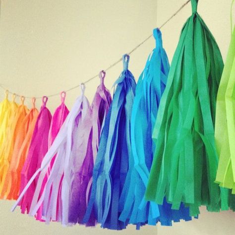 Loving the shades of this rainbow garland #unicornparty #rainbowparty #rainbowunicorn #unicornbirthday // RAINBOW FUN / tissue paper tassel garland / rainbow decorations / classroom decoration / wedding decorations / birthday garland / fringe Paper Tassel Garland, Tissue Garland, Circus Party Decorations, Tissue Paper Garlands, Tissue Paper Tassel Garland, Tissue Paper Tassel, Anniversaire Diy, Garland Nursery, Birthday Garland