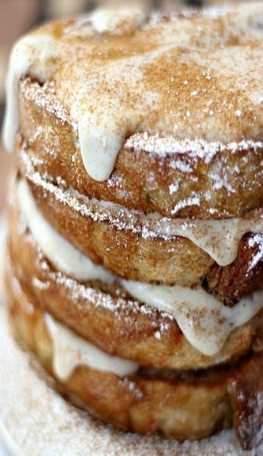 Cream Cheese Topping For French Toast, French Toast With Cream Cheese, Donut French Toast, Toast With Cream Cheese, French Toast Breakfast, Cinnamon French Toast, Cream Cheese Glaze, Toasted Bread, Cinnamon Toast