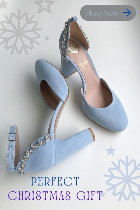 Blue Wedding Sandals, Blue Colour Suit, Colorful Wedding Shoes, Crystal Decorations, Something Blue Wedding, Wedding Shoes Bride, Embroidered Wedding, Classy Style, Wedding Sandals