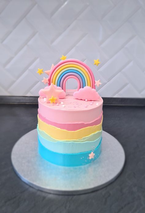 Pastel Colour Cake Birthday, Simple Rainbow Cake Birthday, Mini Rainbow Cake, Simple Pastel Cake, Rainbow Cake Buttercream, Pink And Purple Cake Ideas, Rainbow 1st Birthday Cake, Rainbow Unicorn Birthday Cake, Rainbow Themed Cake