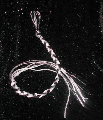 Make a Moon Braid:A moon braid is a great craft for kids to make, but braiding can also be a relaxing and meditative way for adults to spend their time. The three colors of the braid — white,… Moon Braid, Wiccan Crafts, Pagan Crafts, Eclectic Witch, Witchy Crafts, Hedge Witch, Wicca Witchcraft, Pagan Witch, Phases Of The Moon