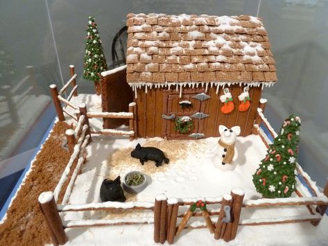 Unique Gingerbread House Ideas Easy, Barnyard Christmas, Gingerbread Contest, Gingerbread House Contest, Gingerbread Competition, Gingerbread Designs, Gingerbread House Competition, Homemade Gingerbread House, Ginger Bread House Diy