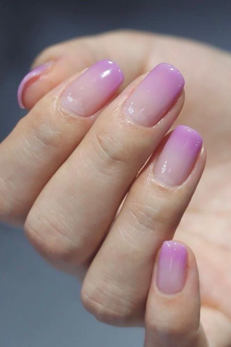 Simple Ombre Nail Designs, Spring Nails 2023 Dip Ombre, Fading Nails Ombre, Gel Manicure Ombre, Colored French Ombre Nails, Ombre Fingernails, Shellac Ombre Nails, Ombre Nail Colors Ideas Summer, Ombre Pink Short Nails