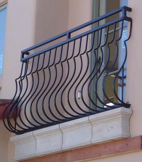 Curved balcony railing - black - IronCraft in AZ Curved Balcony, Balcony Grills, Balcony Staircase, Wrought Iron Fencing, Iron Balcony Railing, Iron Fencing, Steel Balustrade, Wrought Iron Railings, Juliette Balcony