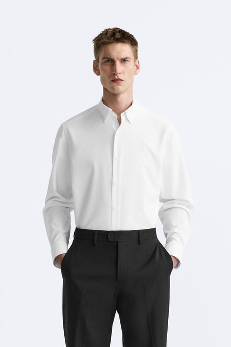 https://www.zara.com/il/en/stretch-shirt-p04408147.html?v1=367196336&v2=2351449 Cargo Shirts, Trench Jacket, Shirt Blouses Tops, Cardigan Sweater Dress, Blazer Vest, Photoshoot Outfits, Slim Fit Shirt, Mens Accessories Fashion, Shirt Jacket