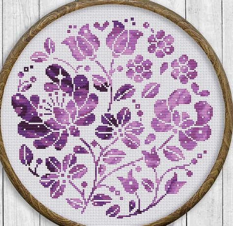 Cross Stitch Wallpaper, Spirograph Art, Stitch Wallpaper, Cross Stitch Necklace, Rose Cross Stitch Pattern, Graph Crochet, Easy Cross Stitch Patterns, Cute Cross Stitch, Cross Stitch Rose